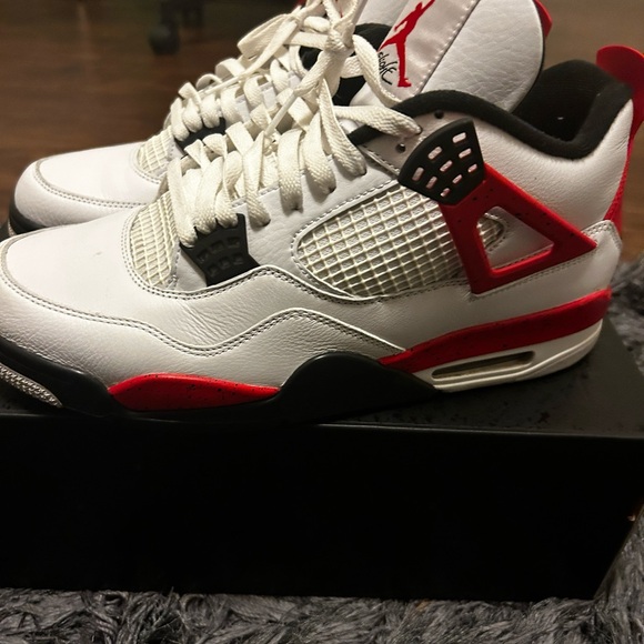 Jordan 4 red cement size 12 - Picture 3 of 4